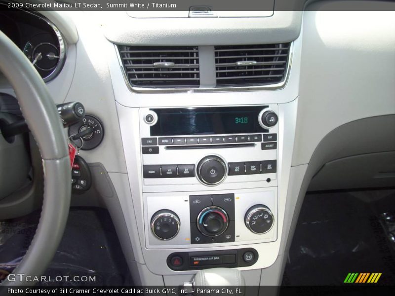 Summit White / Titanium 2009 Chevrolet Malibu LT Sedan