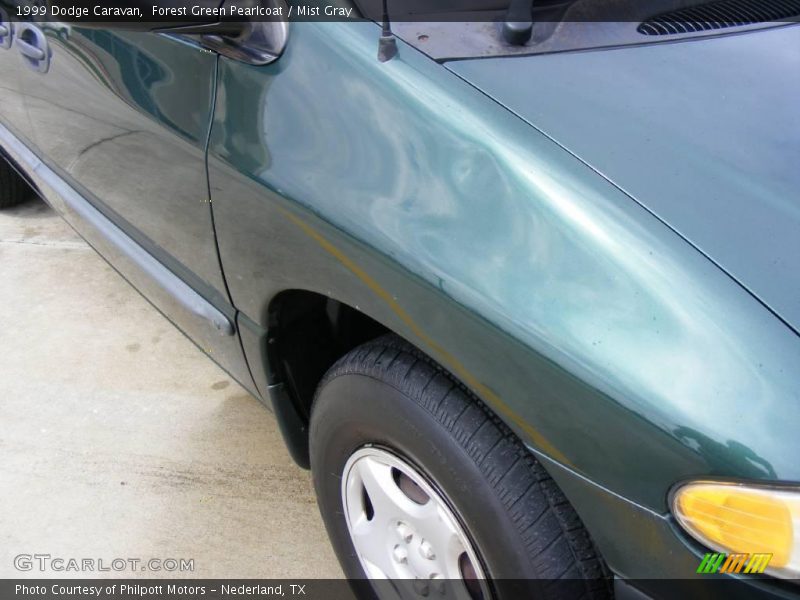 Forest Green Pearlcoat / Mist Gray 1999 Dodge Caravan