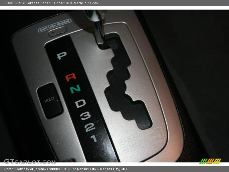 Cobalt Blue Metallic / Grey 2006 Suzuki Forenza Sedan
