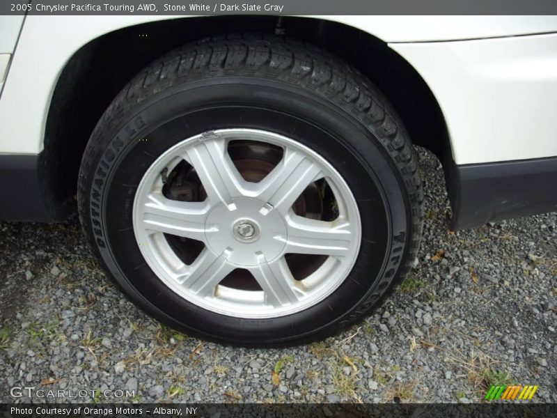 Stone White / Dark Slate Gray 2005 Chrysler Pacifica Touring AWD