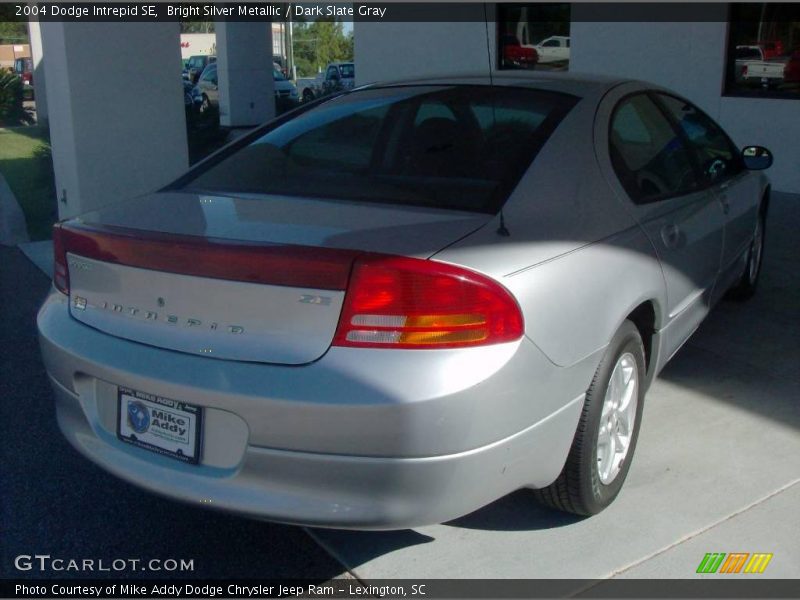 Bright Silver Metallic / Dark Slate Gray 2004 Dodge Intrepid SE