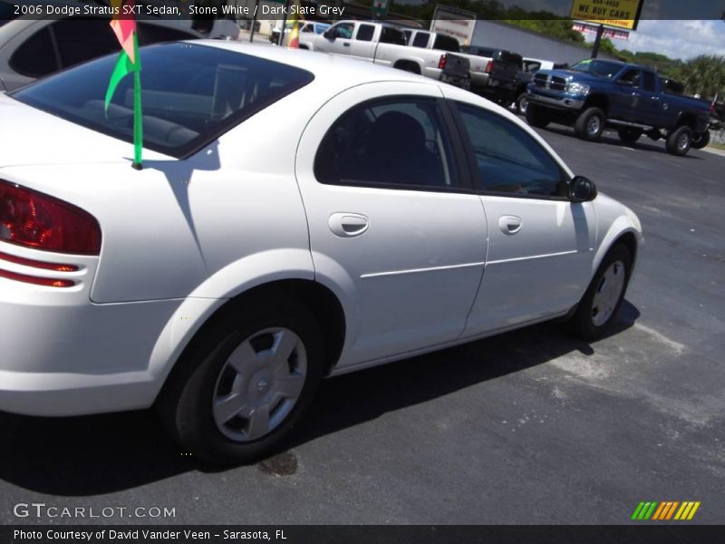 Stone White / Dark Slate Grey 2006 Dodge Stratus SXT Sedan