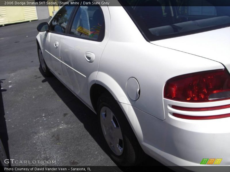 Stone White / Dark Slate Grey 2006 Dodge Stratus SXT Sedan