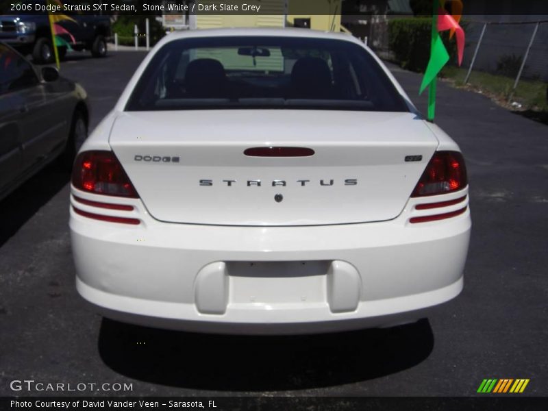 Stone White / Dark Slate Grey 2006 Dodge Stratus SXT Sedan
