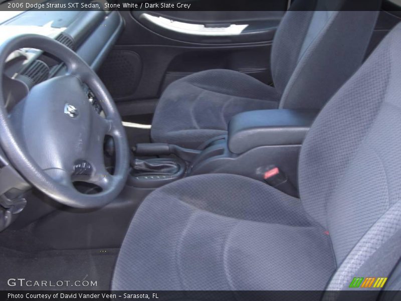 Stone White / Dark Slate Grey 2006 Dodge Stratus SXT Sedan
