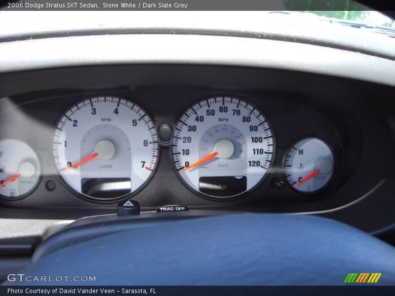 Stone White / Dark Slate Grey 2006 Dodge Stratus SXT Sedan