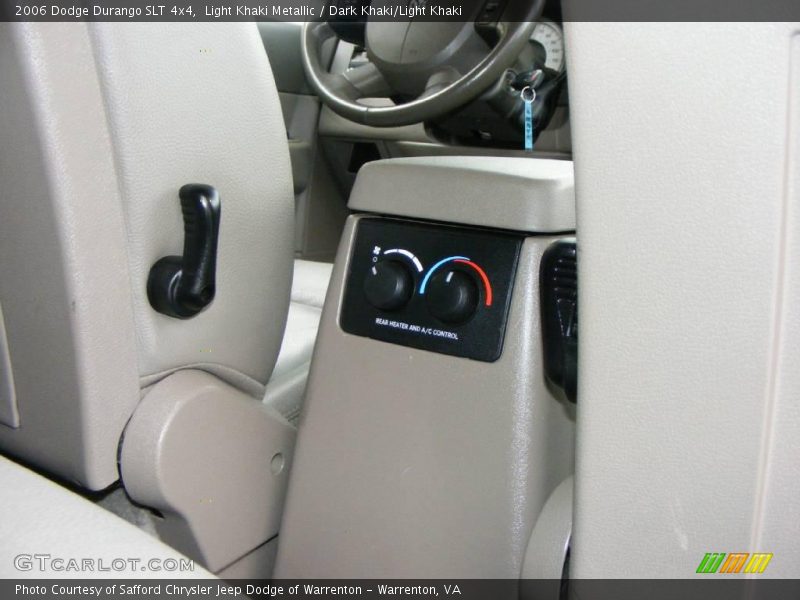 Light Khaki Metallic / Dark Khaki/Light Khaki 2006 Dodge Durango SLT 4x4