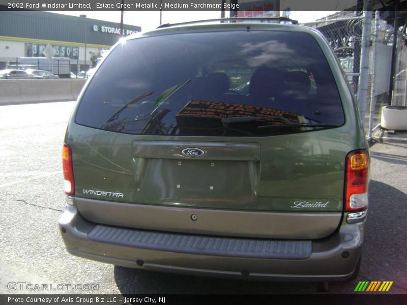 Estate Green Metallic / Medium Parchment Beige 2002 Ford Windstar Limited