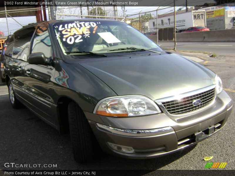 Estate Green Metallic / Medium Parchment Beige 2002 Ford Windstar Limited