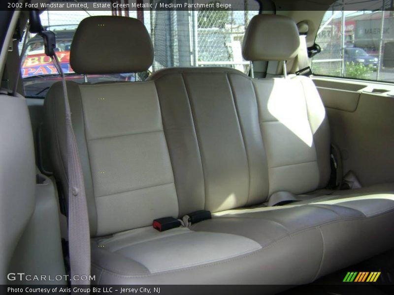 Estate Green Metallic / Medium Parchment Beige 2002 Ford Windstar Limited
