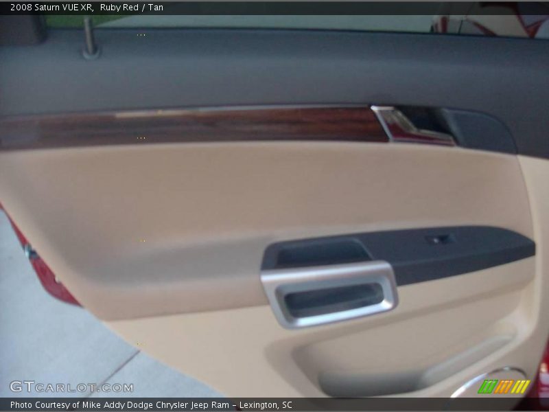 Ruby Red / Tan 2008 Saturn VUE XR