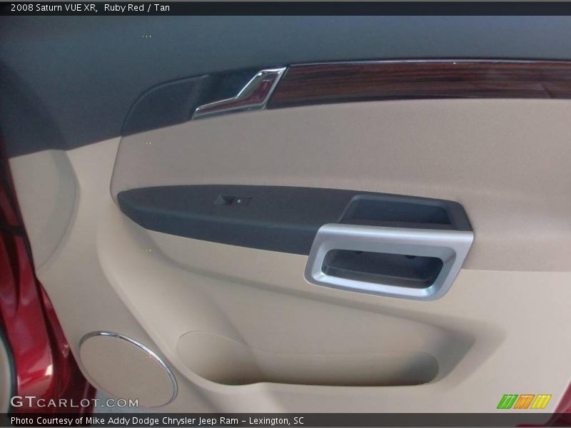Ruby Red / Tan 2008 Saturn VUE XR