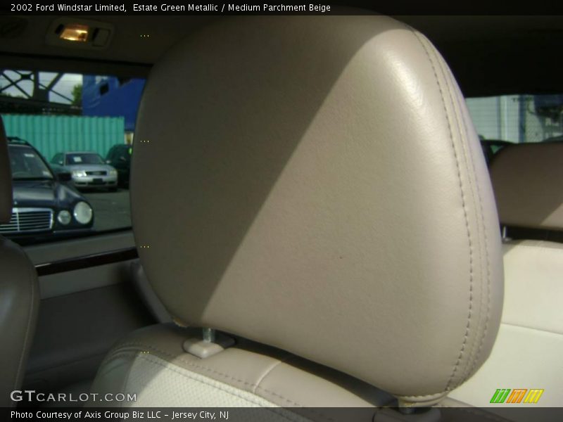 Estate Green Metallic / Medium Parchment Beige 2002 Ford Windstar Limited