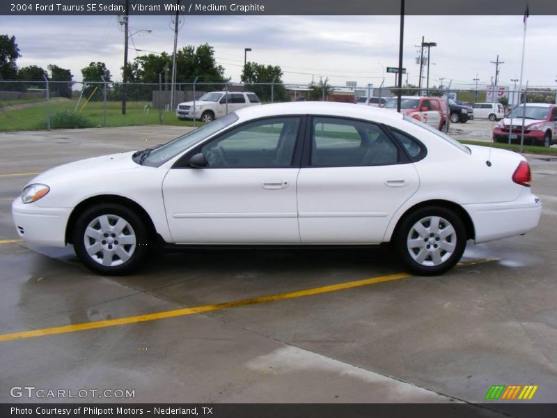 Vibrant White / Medium Graphite 2004 Ford Taurus SE Sedan