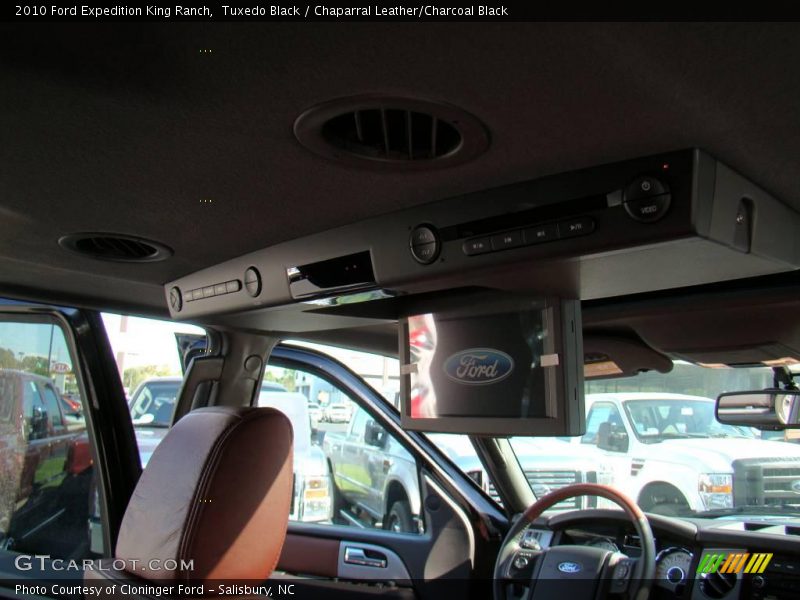 Tuxedo Black / Chaparral Leather/Charcoal Black 2010 Ford Expedition King Ranch