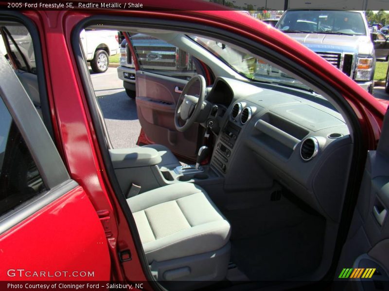 Redfire Metallic / Shale 2005 Ford Freestyle SE