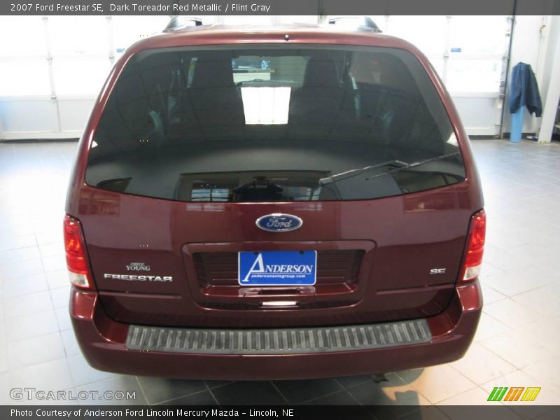Dark Toreador Red Metallic / Flint Gray 2007 Ford Freestar SE