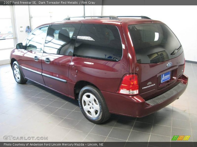 Dark Toreador Red Metallic / Flint Gray 2007 Ford Freestar SE