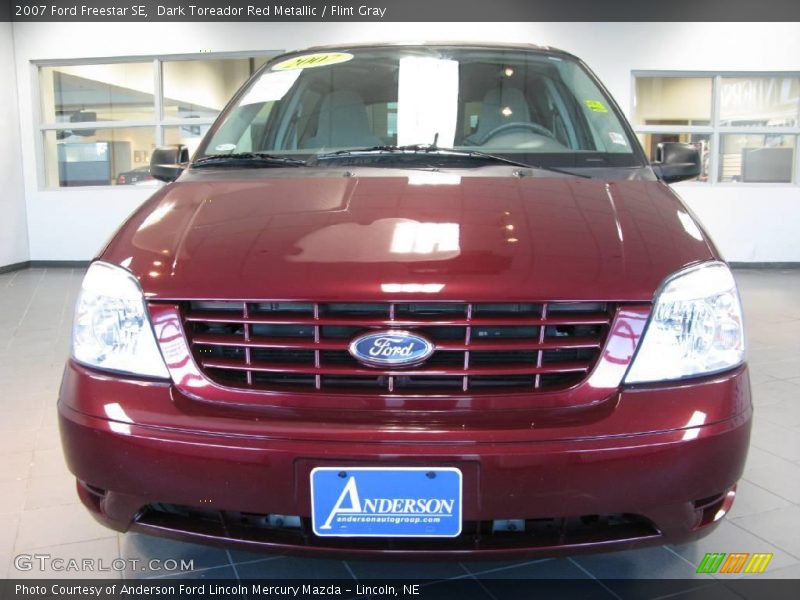 Dark Toreador Red Metallic / Flint Gray 2007 Ford Freestar SE