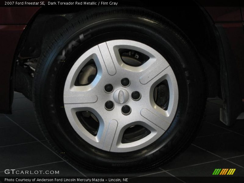 Dark Toreador Red Metallic / Flint Gray 2007 Ford Freestar SE