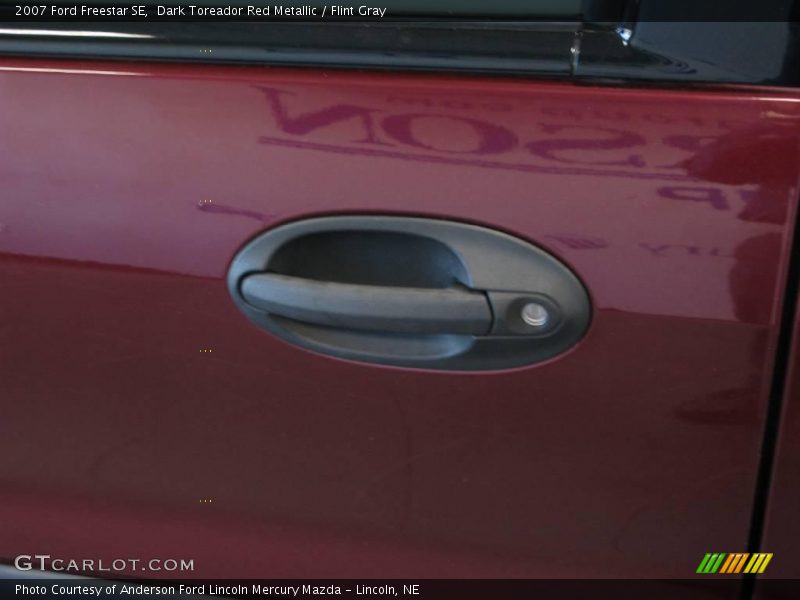 Dark Toreador Red Metallic / Flint Gray 2007 Ford Freestar SE