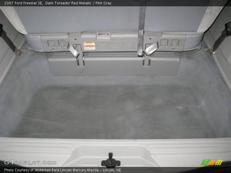 Dark Toreador Red Metallic / Flint Gray 2007 Ford Freestar SE