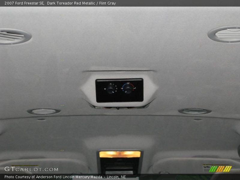 Dark Toreador Red Metallic / Flint Gray 2007 Ford Freestar SE