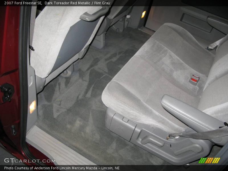 Dark Toreador Red Metallic / Flint Gray 2007 Ford Freestar SE