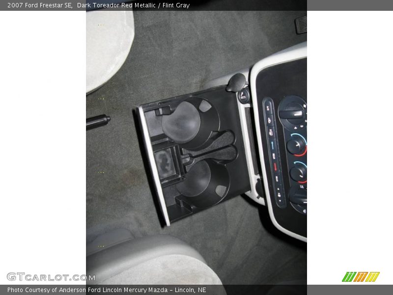 Dark Toreador Red Metallic / Flint Gray 2007 Ford Freestar SE