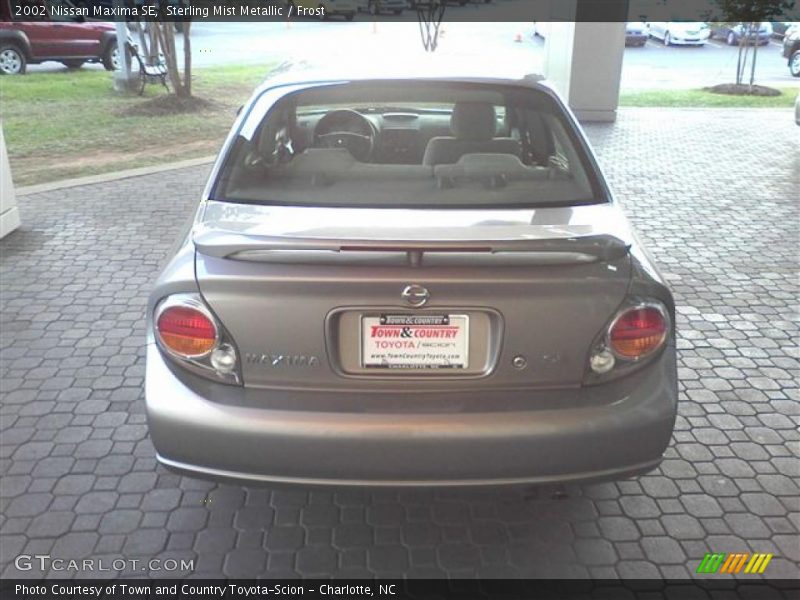 Sterling Mist Metallic / Frost 2002 Nissan Maxima SE