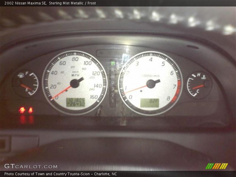 Sterling Mist Metallic / Frost 2002 Nissan Maxima SE