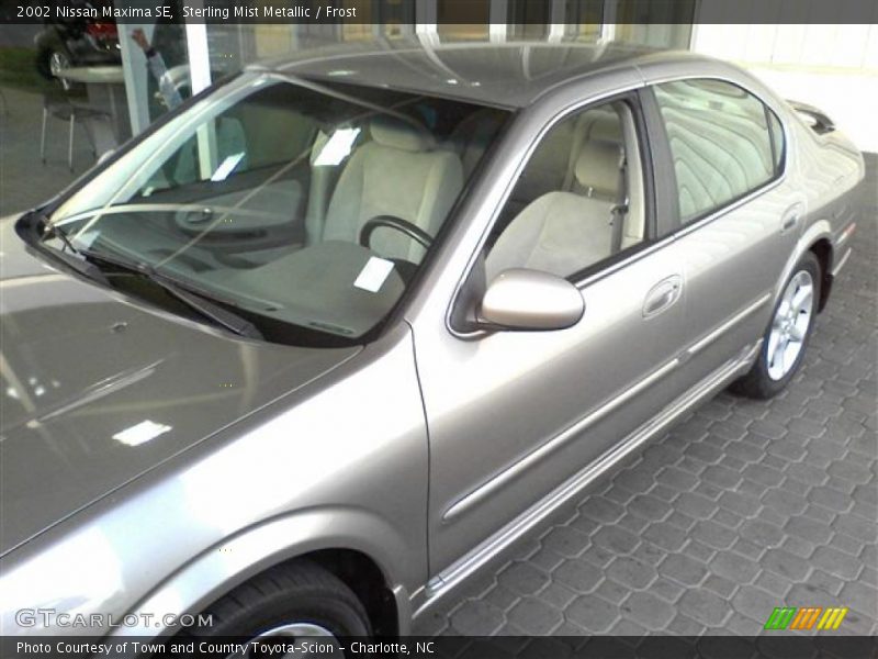 Sterling Mist Metallic / Frost 2002 Nissan Maxima SE