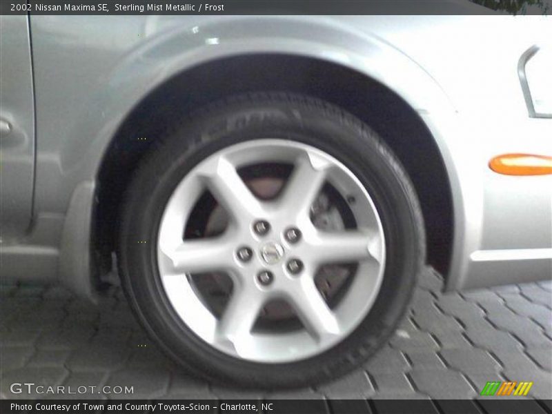 Sterling Mist Metallic / Frost 2002 Nissan Maxima SE
