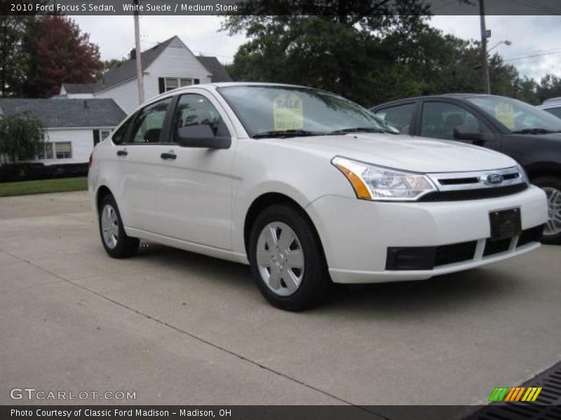 White Suede / Medium Stone 2010 Ford Focus S Sedan