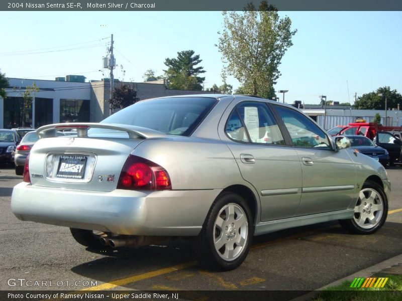 Molten Silver / Charcoal 2004 Nissan Sentra SE-R