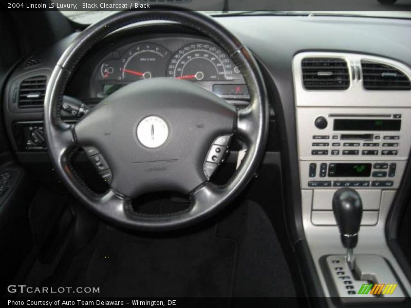 Black Clearcoat / Black 2004 Lincoln LS Luxury