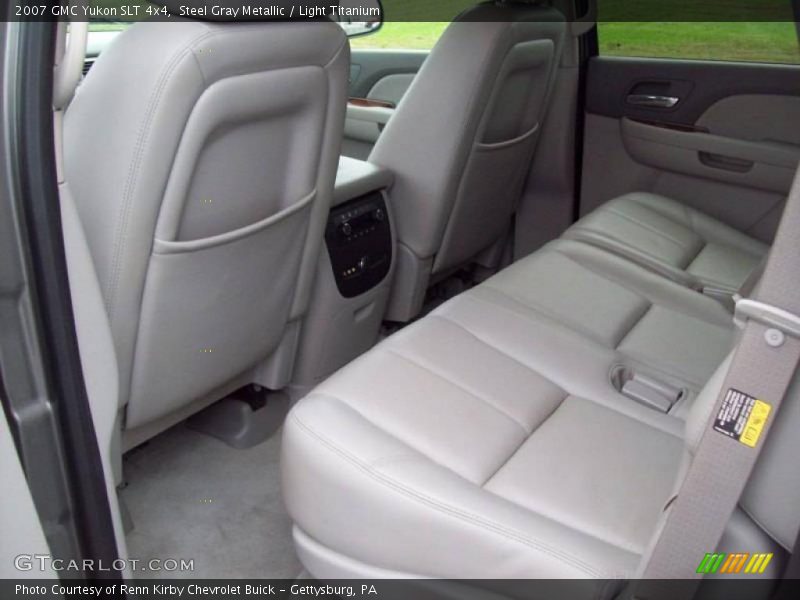 Steel Gray Metallic / Light Titanium 2007 GMC Yukon SLT 4x4