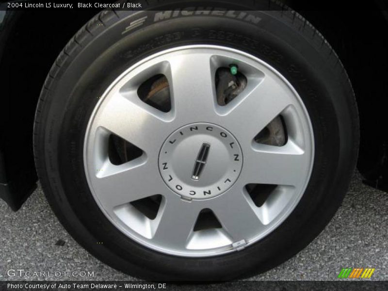 Black Clearcoat / Black 2004 Lincoln LS Luxury