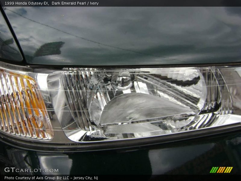 Dark Emerald Pearl / Ivory 1999 Honda Odyssey EX
