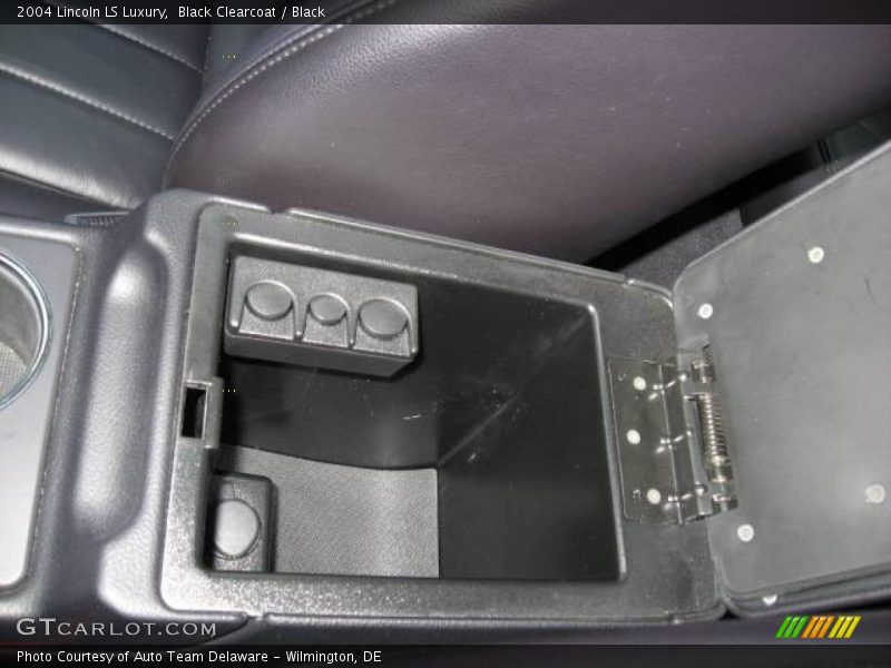 Black Clearcoat / Black 2004 Lincoln LS Luxury
