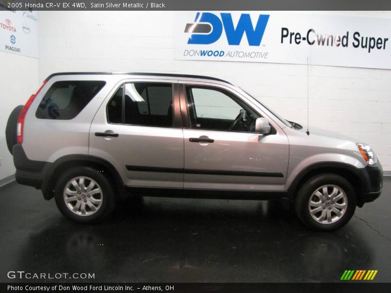 Satin Silver Metallic / Black 2005 Honda CR-V EX 4WD