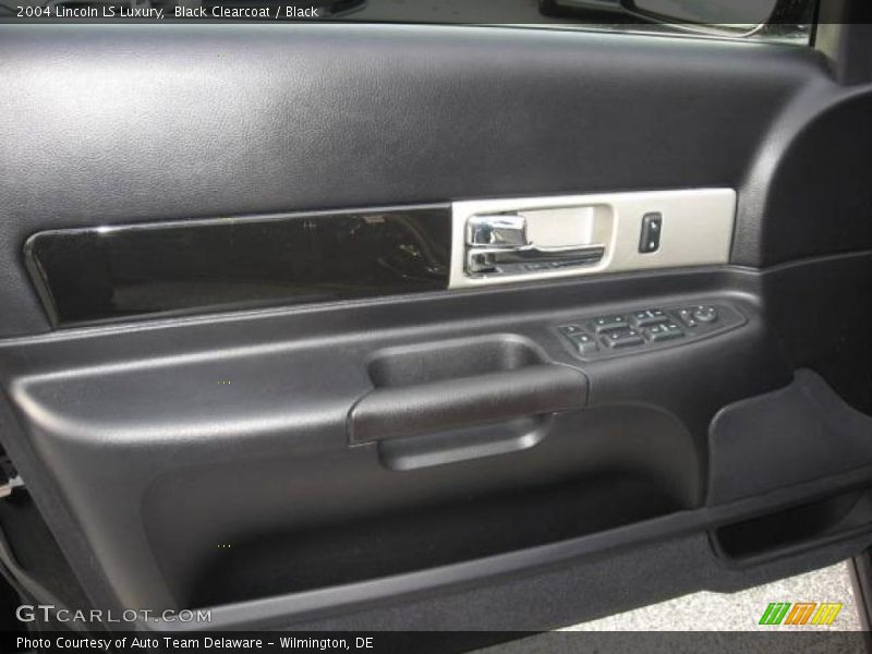Black Clearcoat / Black 2004 Lincoln LS Luxury