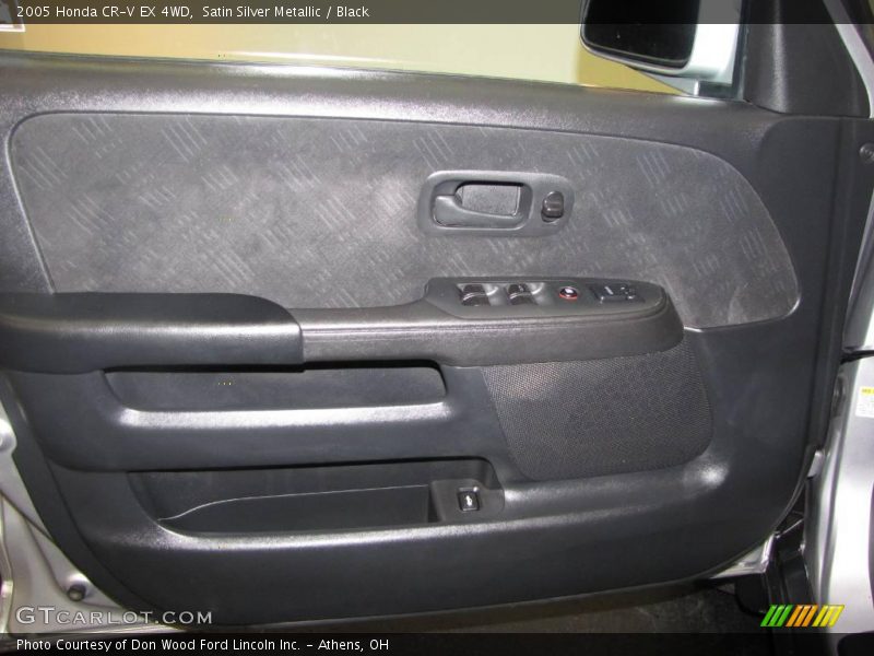 Satin Silver Metallic / Black 2005 Honda CR-V EX 4WD