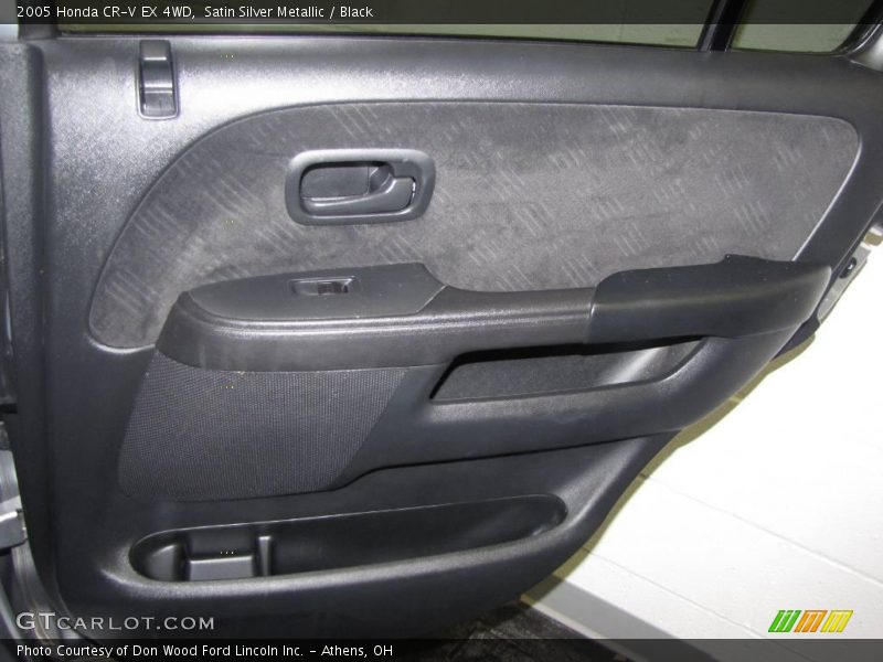 Satin Silver Metallic / Black 2005 Honda CR-V EX 4WD