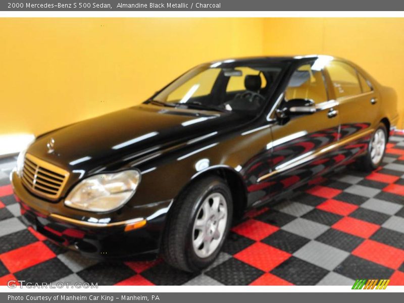 Almandine Black Metallic / Charcoal 2000 Mercedes-Benz S 500 Sedan