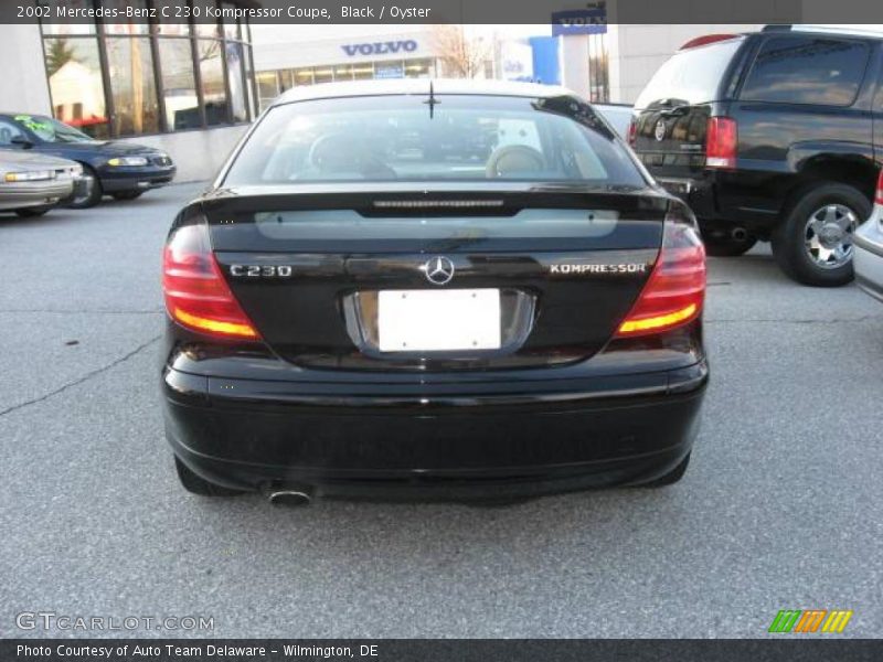 Black / Oyster 2002 Mercedes-Benz C 230 Kompressor Coupe