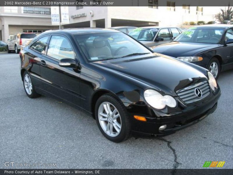 Black / Oyster 2002 Mercedes-Benz C 230 Kompressor Coupe