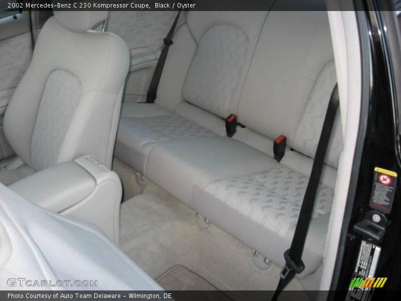 Black / Oyster 2002 Mercedes-Benz C 230 Kompressor Coupe