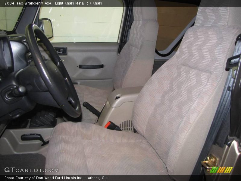 Light Khaki Metallic / Khaki 2004 Jeep Wrangler X 4x4