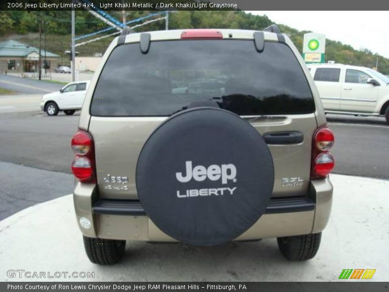 Light Khaki Metallic / Dark Khaki/Light Graystone 2006 Jeep Liberty Limited 4x4